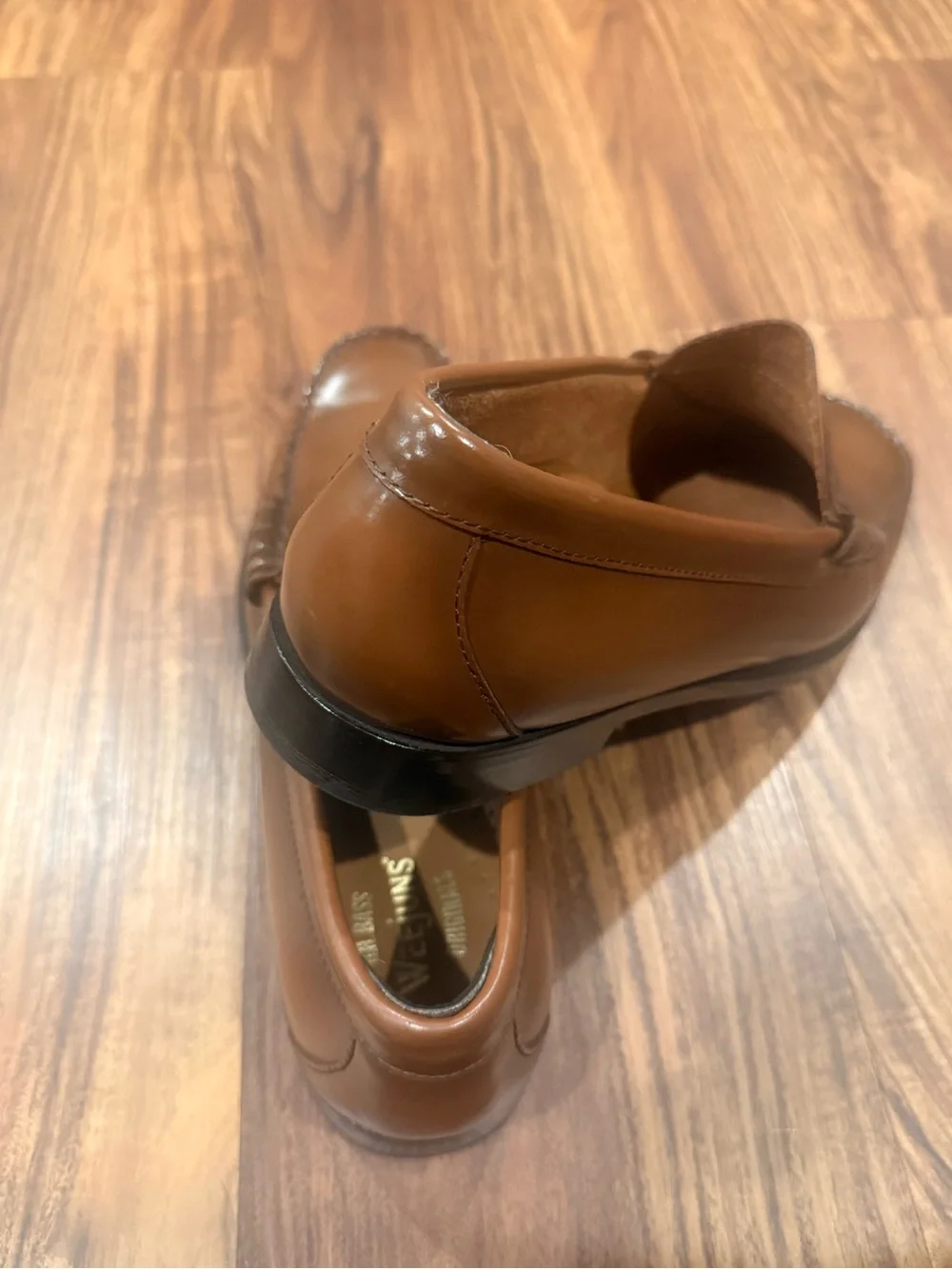 Classic Mens Size 10 D Honey Brown Larson Penny Loafers GH Bass Weejuns